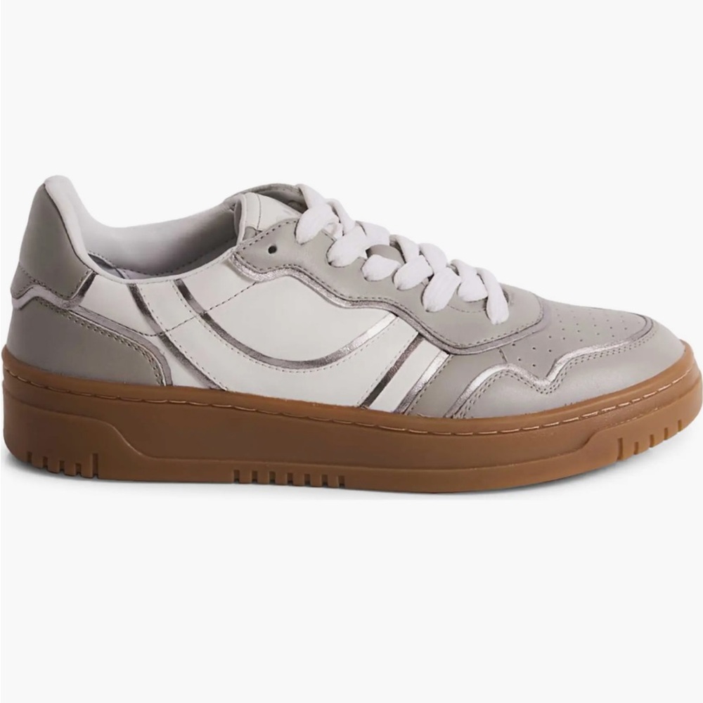 Free People- Retro Thirty Love sneakers- Winter white combo-size 6
